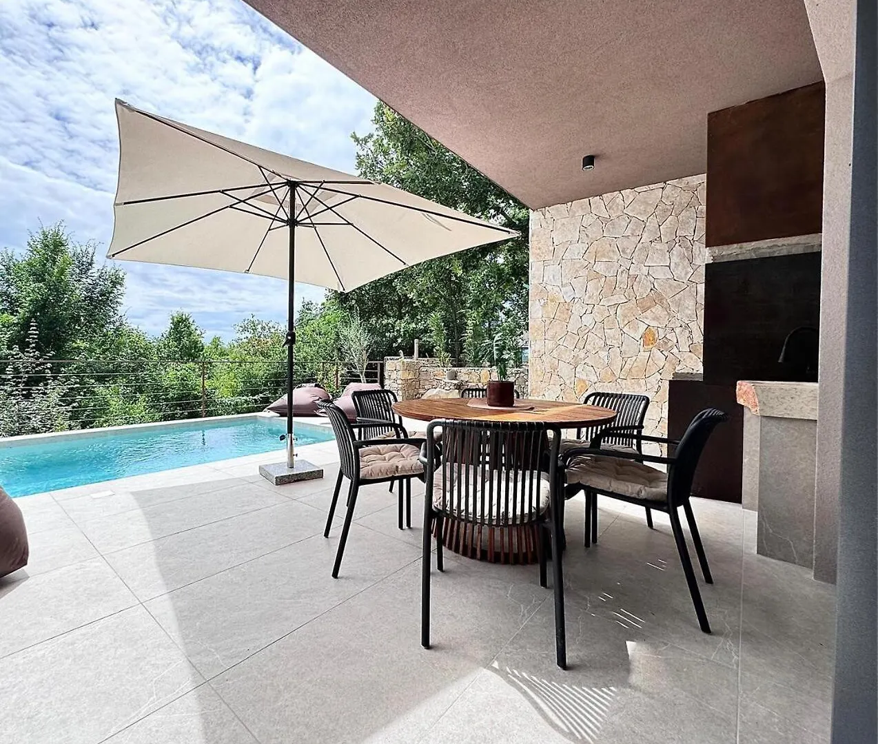 Villa Veros For 5 People Near Labin - Rabac With Private Pool & Kids Playground